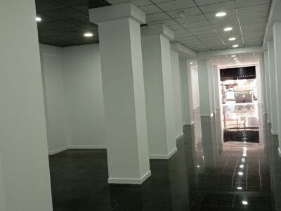 Bajo comercial en alquiler en L’Eixample en Valencia